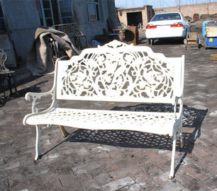 Rotan Putih Besi Cor Meja Dan Kursi / Antique Metal Outdoor Armchair