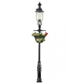 Victorian Black Antique Cast Iron Lampu Jalan Posting Bundar Untuk Villa / Taman